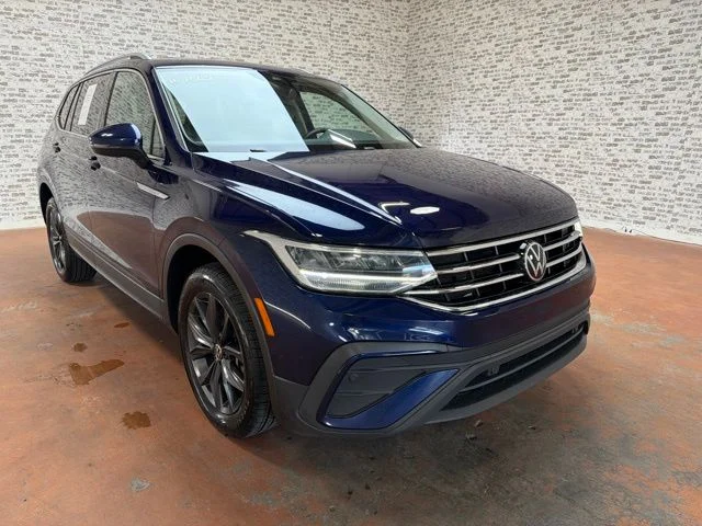Used 2023 Atlantic Blue Metallic Volkswagen 2.0T SE image 7