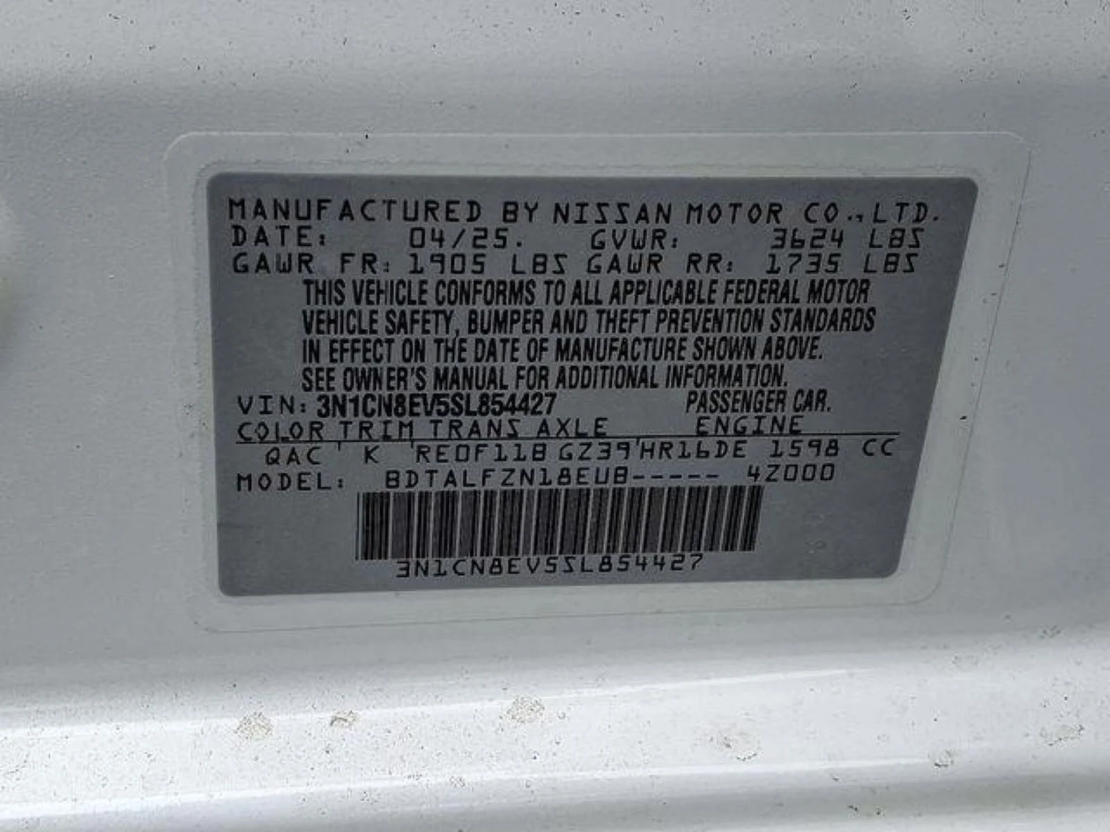 2025 Nissan Versa Sedan SV - Photo 17