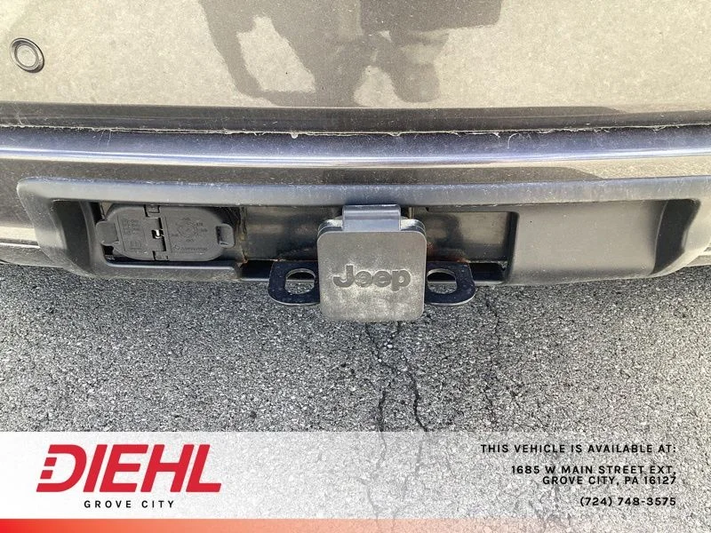Used 2021 Gray Jeep Limited image 11