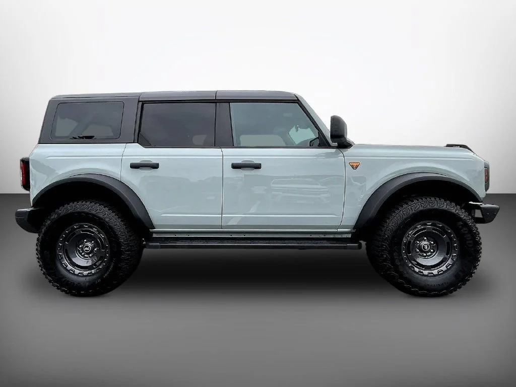 Used 2024 Cactus Ford Badlands image 8