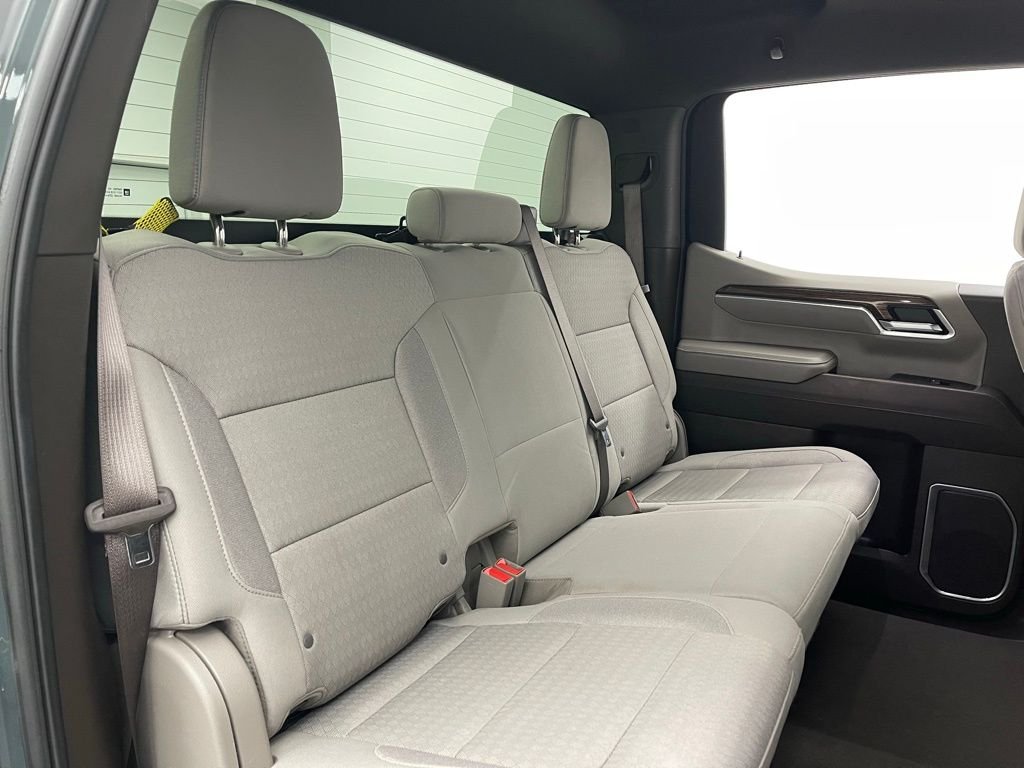 Used 2025 Cypress Gray Chevrolet LT image 36