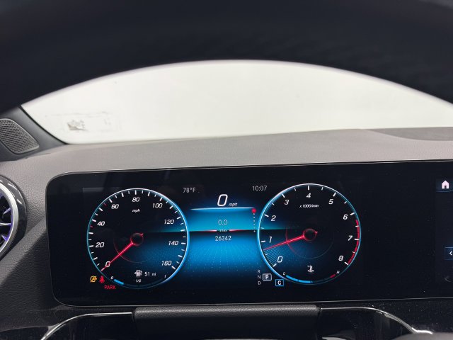 Certified Used 2022 Polar White Mercedes-Benz GLA 250 image 2