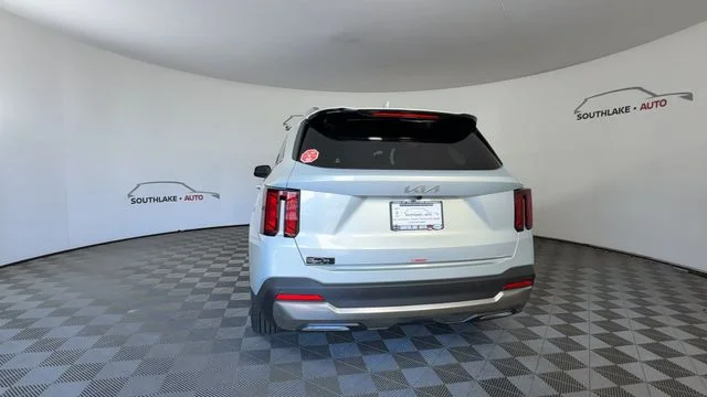 New 2026 Ivory Silver Kia S image 7
