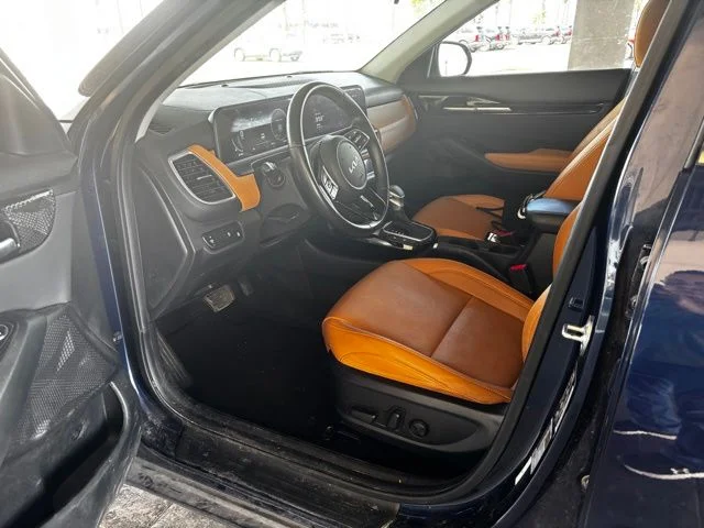 Used 2024 Blue Kia EX image 8