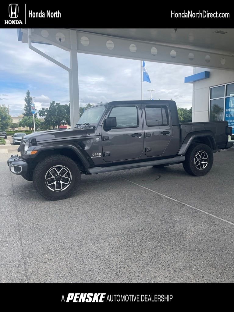 2020 Jeep Gladiator Overland's photo