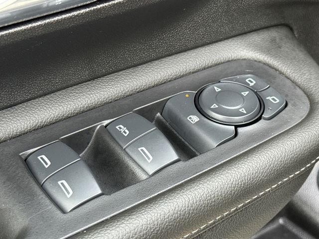 Used 2024 Silver GMC SLT image 20