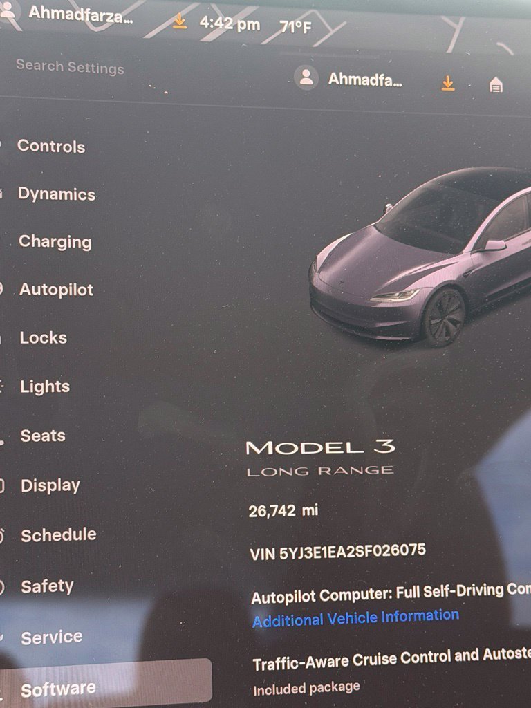 Used 2025 Stealth Gray Tesla  image 10