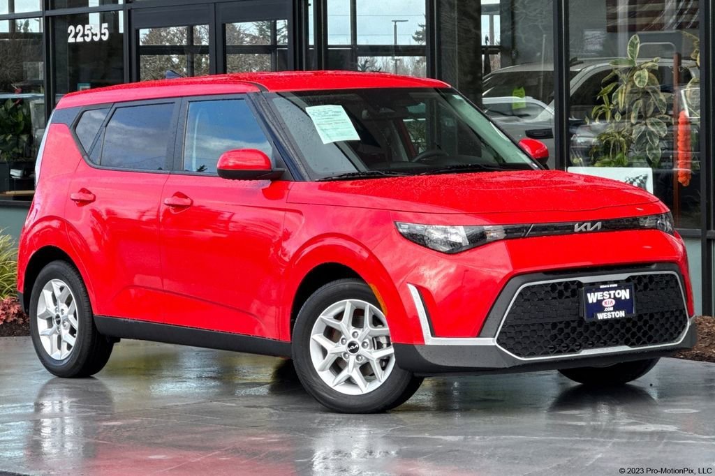 2023 Kia Soul LX