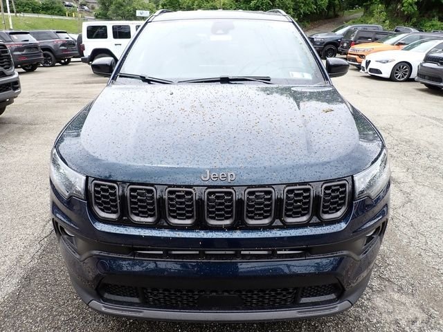 New 2026 Fathom Blue Pearl-Coat Exterior Paint Jeep Latitude image 10