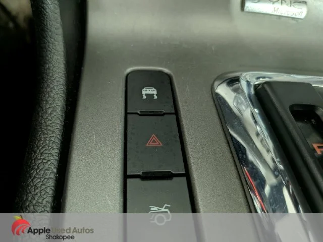Used 2010 Gold Ford V6 image 21