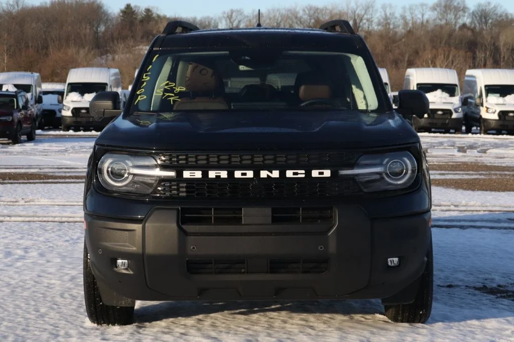 New 2025 Shadow Black Ford Outer Banks® image 3