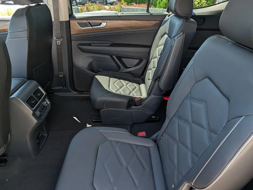 New 2026 Gray Volkswagen 2.0T SE w/Technology image 12