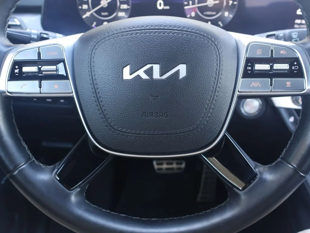 Used 2023 Red Kia SX-Prestige X-Line image 14