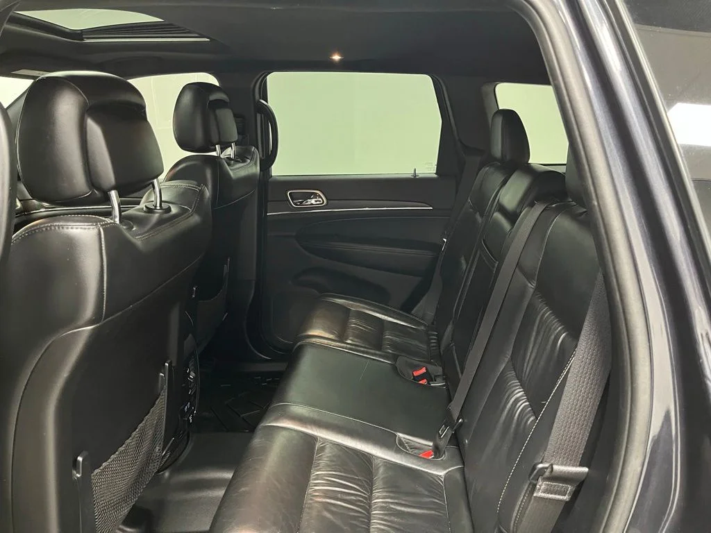 Used 2016 Gray Jeep Limited image 46