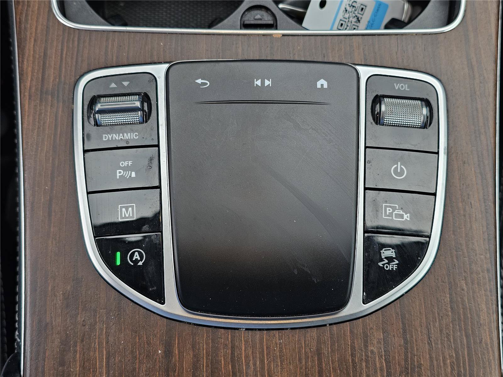Used 2021 Graphite Grey Metallic Mercedes-Benz GLC 300 image 28