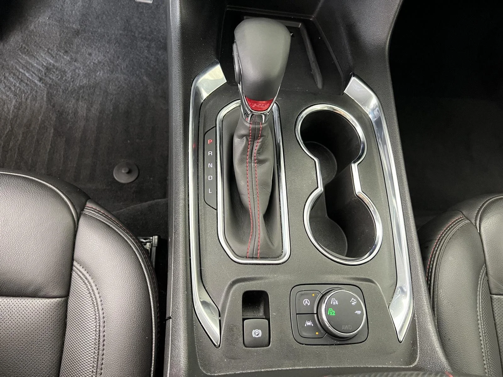Used 2023 Summit White Chevrolet RS image 18