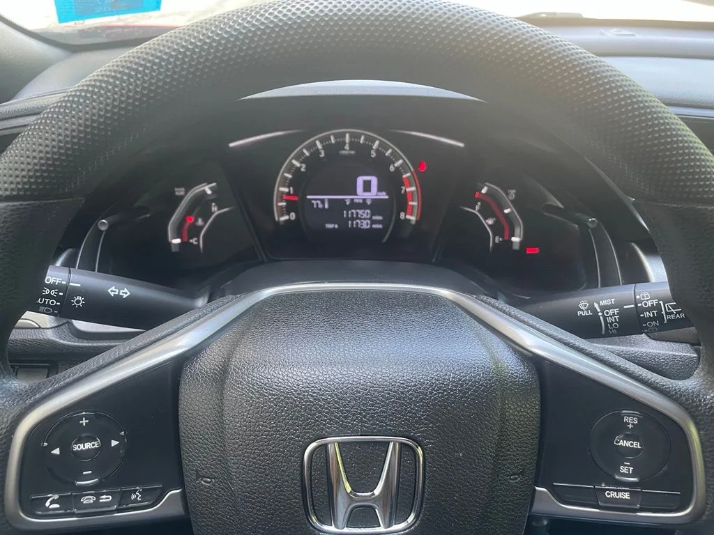 2018 Honda Civic Hatchback LX - Photo 14