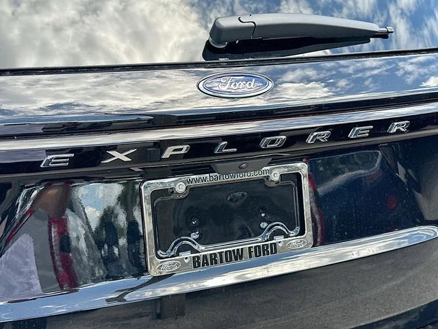 New 2026 Black Ford Active image 18