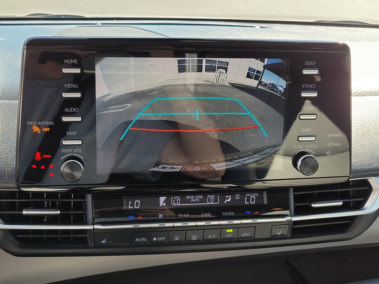 Used 2022 Silver Toyota XLE image 20