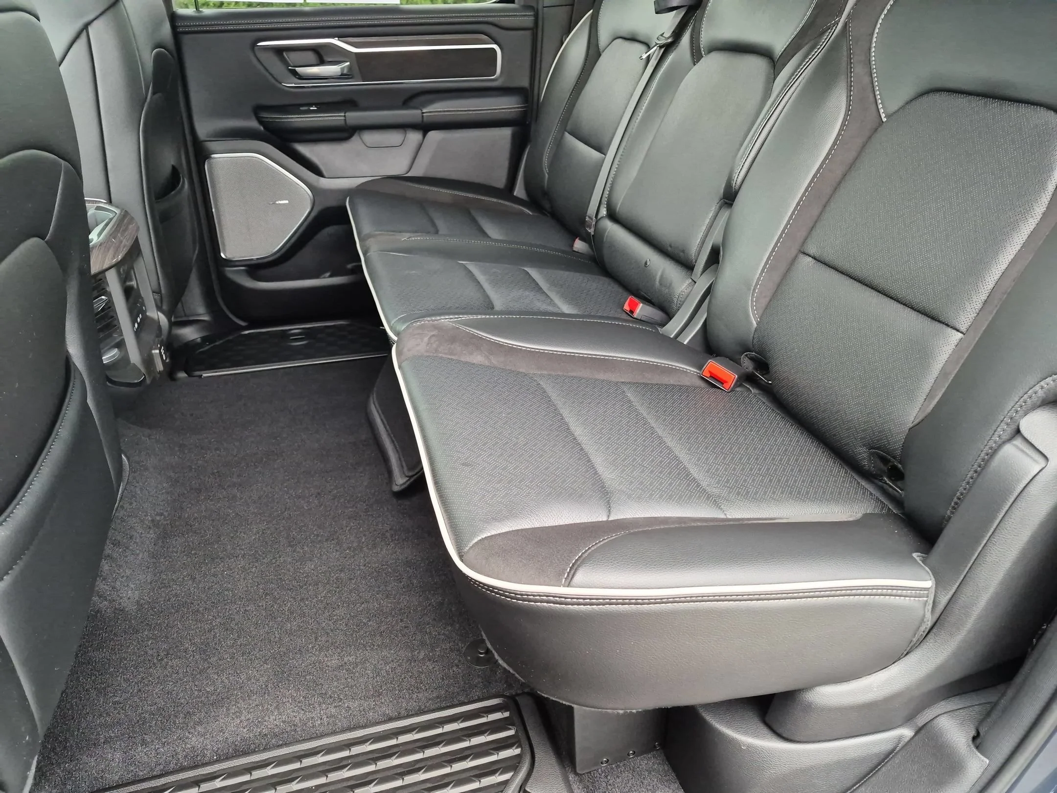Used 2026 Forged Blue Metallic Ram Laramie image 25