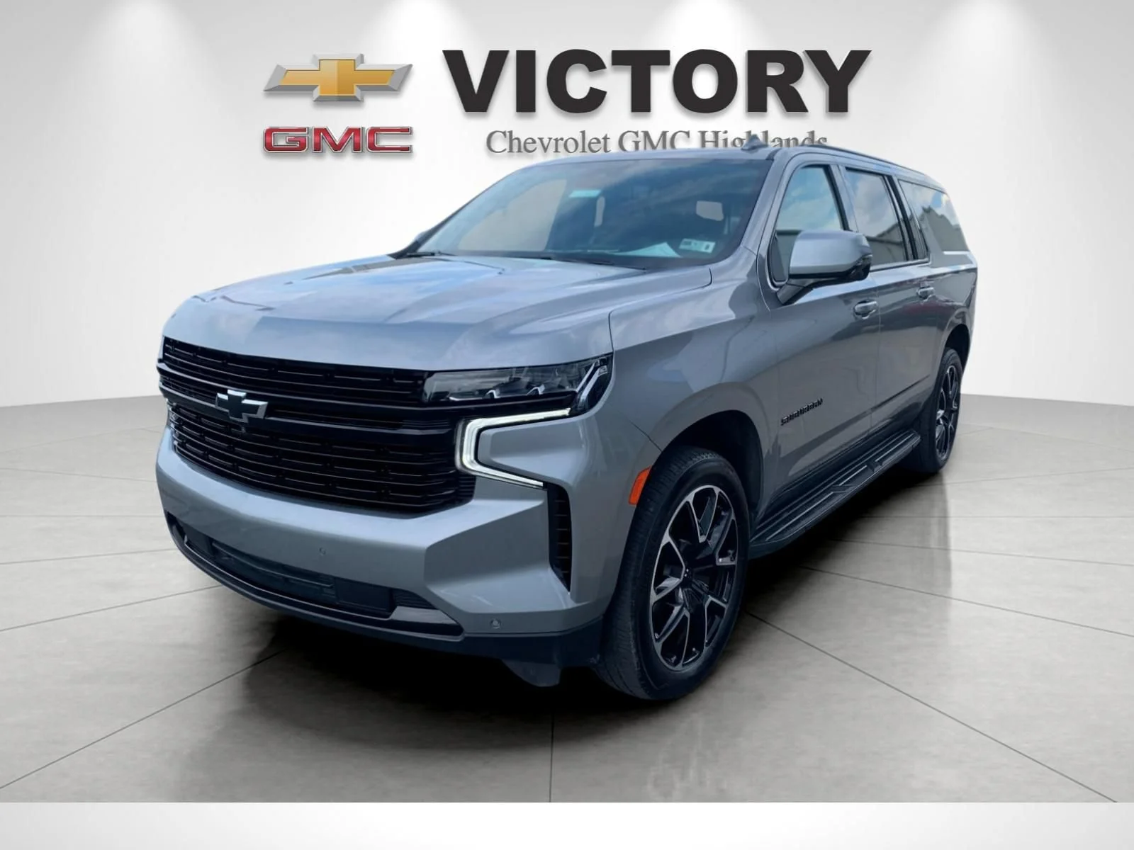 Used 2024 Sterling Gray Metallic Chevrolet RST image 7
