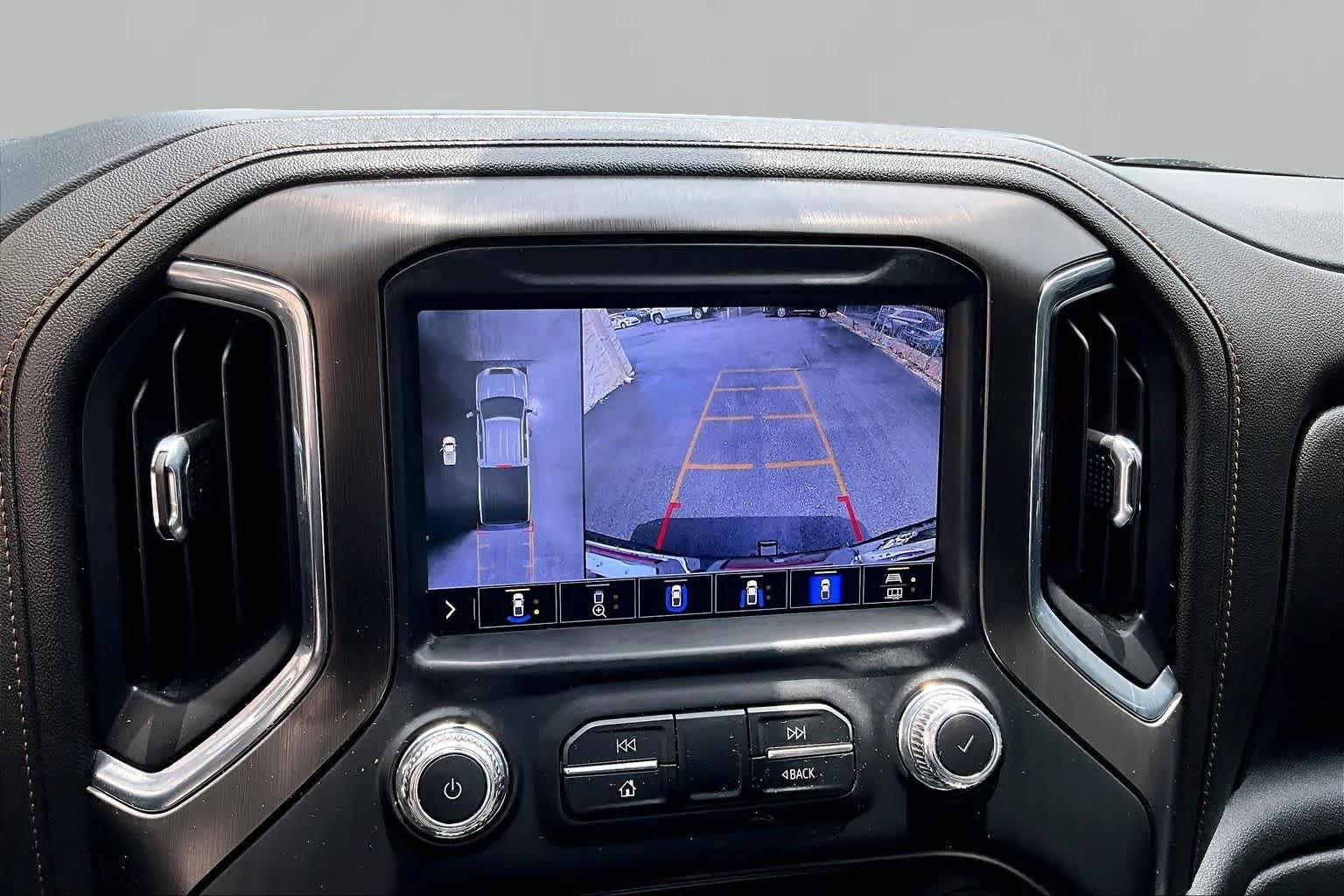 Used 2022 Onyx Black GMC AT4 image 26