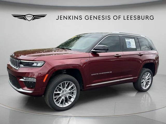 Used 2024 Red Jeep Summit 4xe image 11