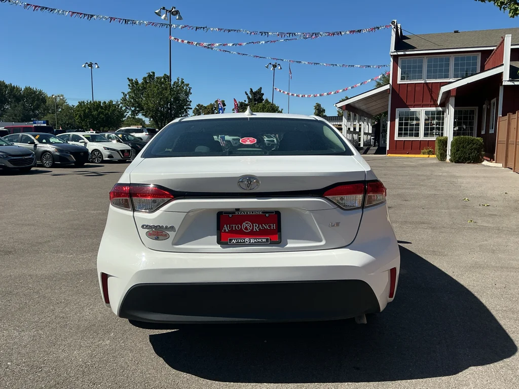 Used 2023 Ice Cap Toyota LE image 6