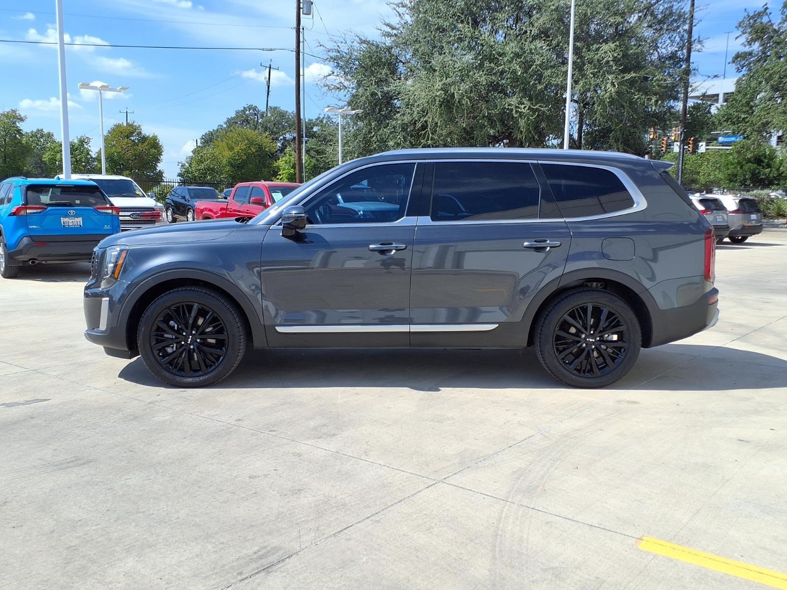 Used 2022 Gravity Grey Kia SX image 8