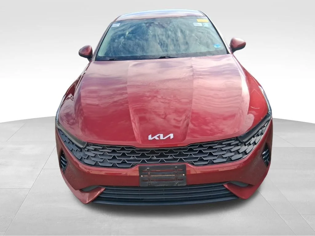 Used 2023 Red Kia LXS image 15