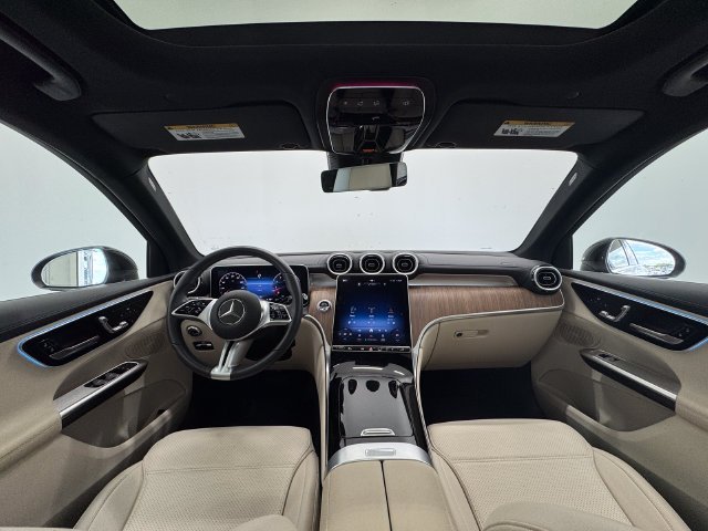 Used 2024 Black Mercedes-Benz GLC 300 image 21