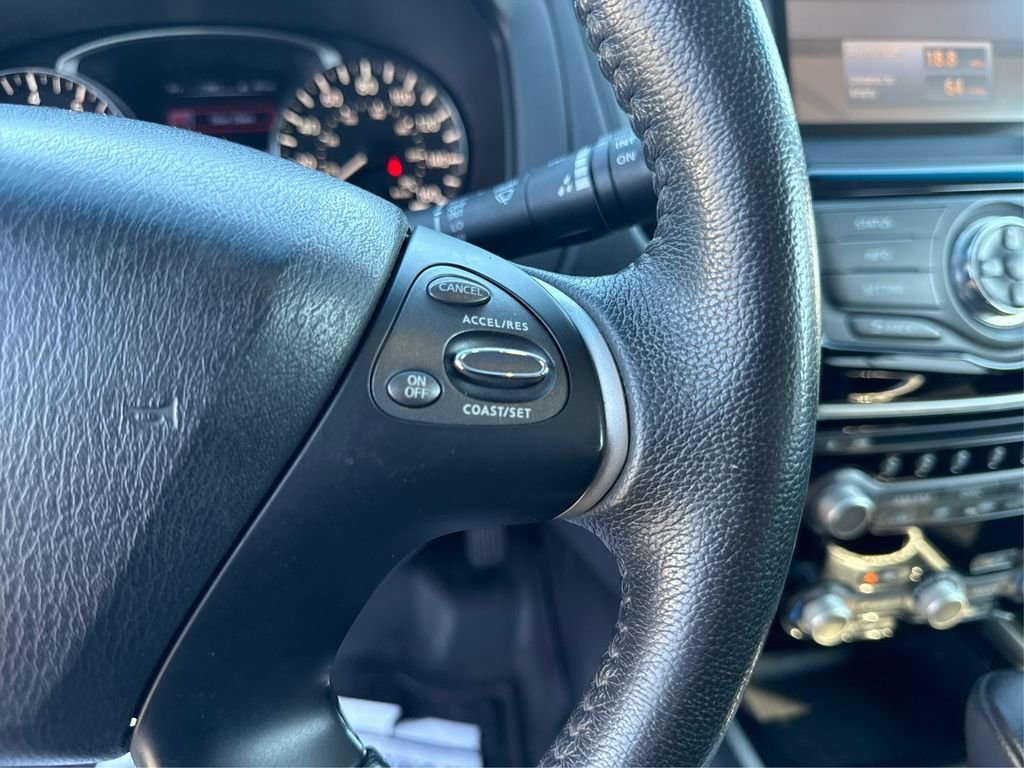 Used 2015 Black Nissan SV image 28