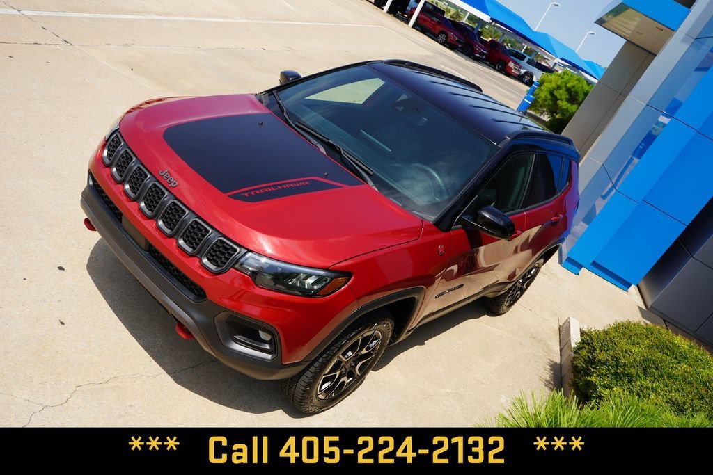 2025 Jeep Compass Trailhawk - Photo 13