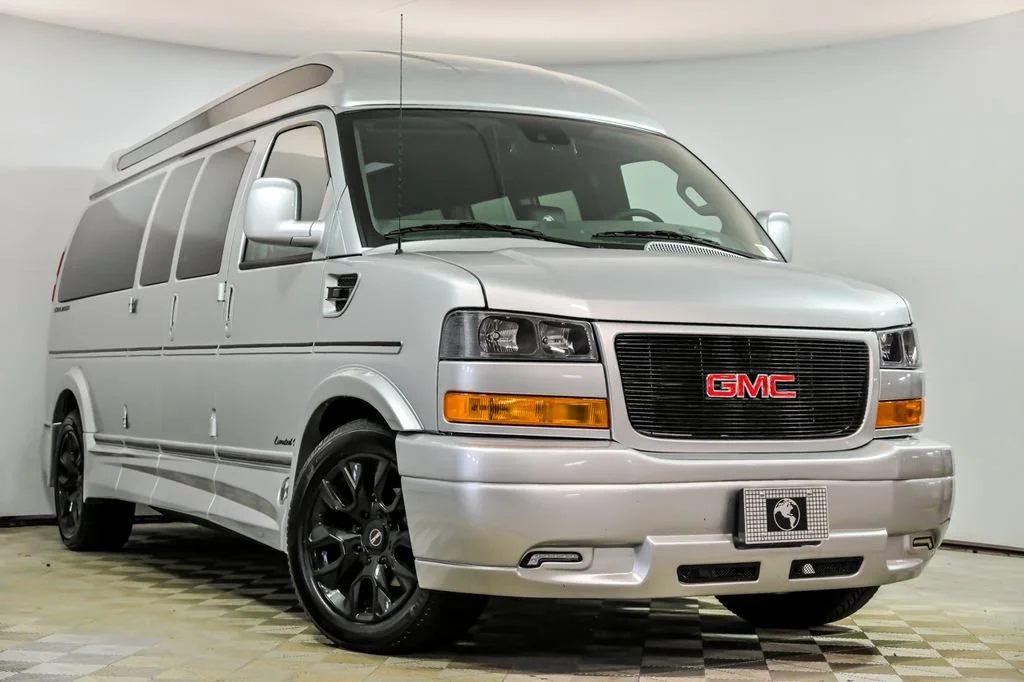 2026 GMC Savana 2500 Ext WB's photo