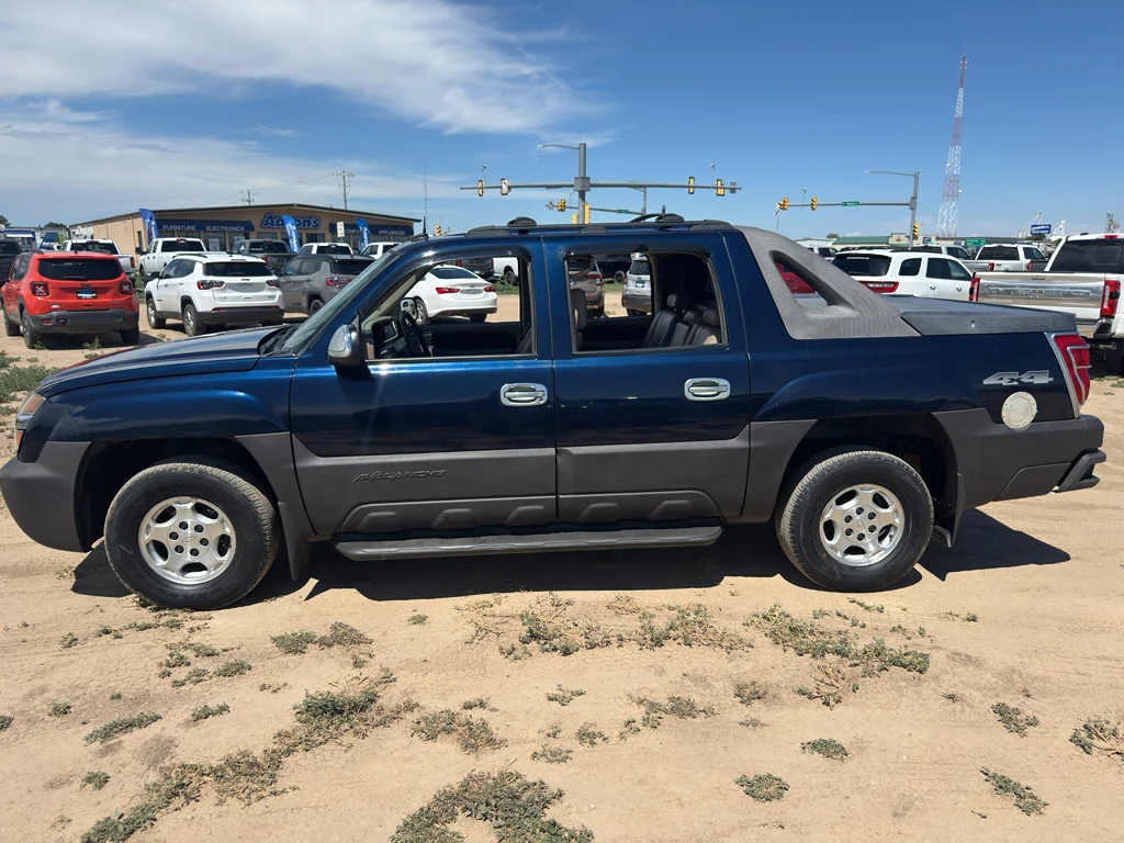 Used 2004 Bk Chevrolet Base image 8