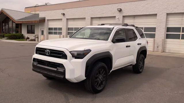 Used 2025 White Toyota SR5 image 5