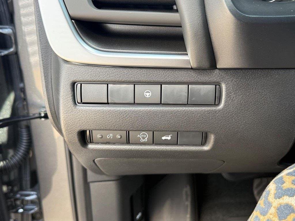 2026 Nissan Rogue SV - Photo 10