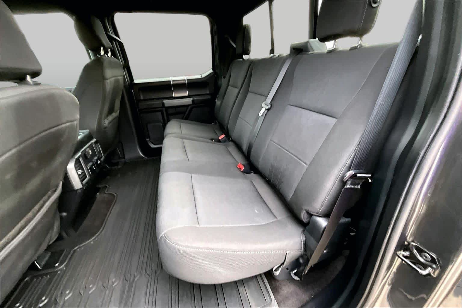 Used 2019 Magnetic Ford XLT image 23