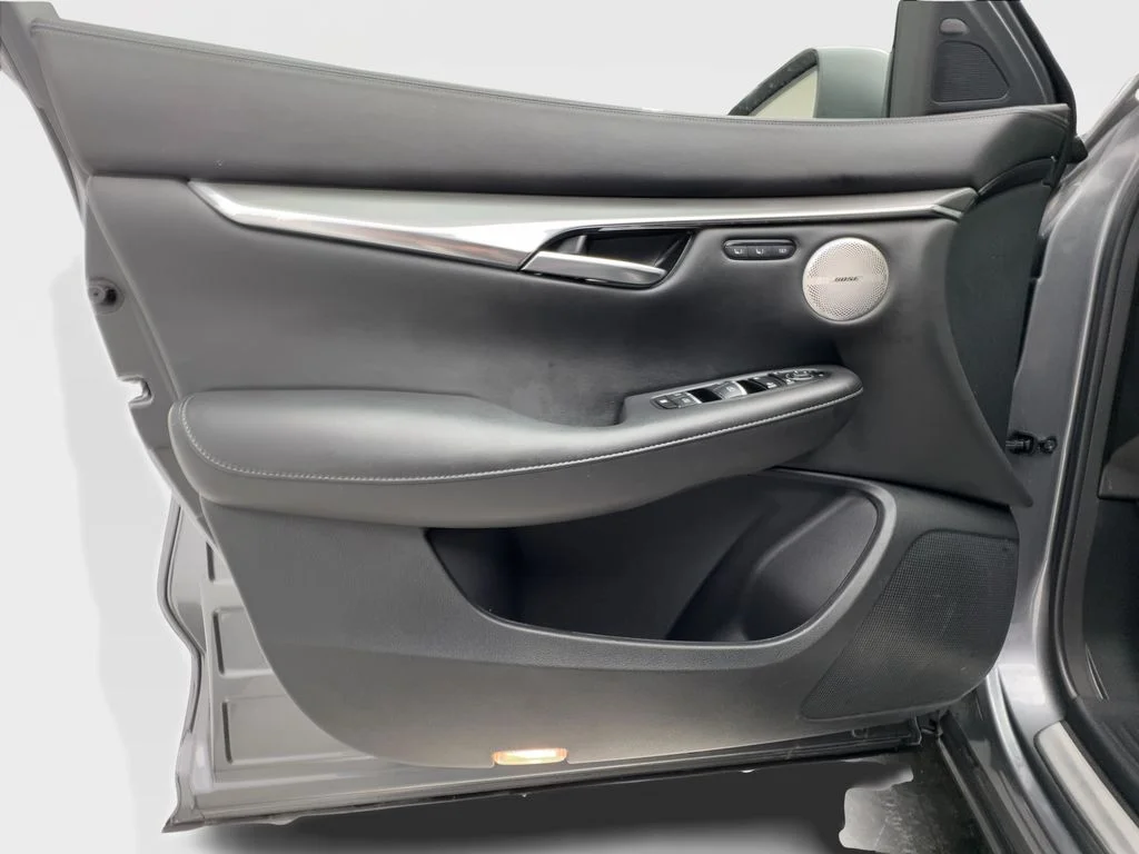 Used 2025 Gray INFINITI LUXE image 24