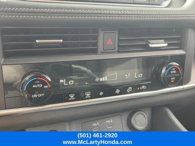 Used 2025 Silver Nissan SV image 21