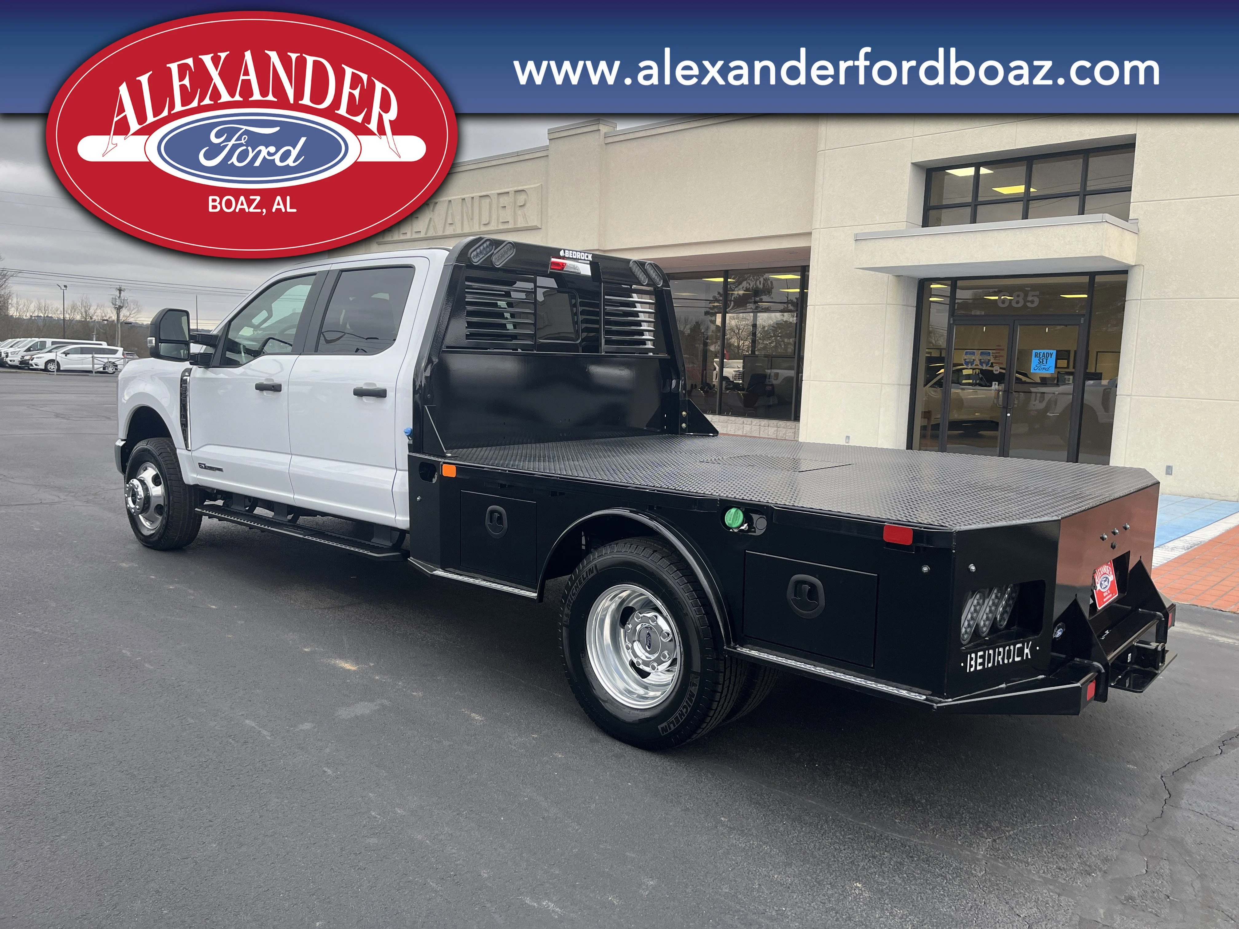 New 2026 Oxford White Ford F-350® XL image 2