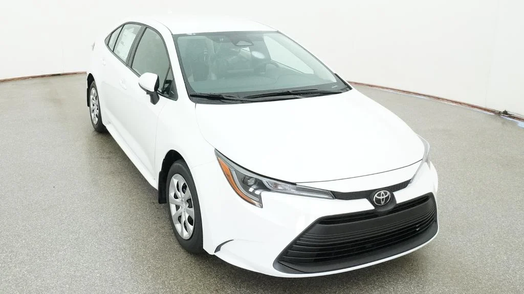 New 2026 Ice Cap Toyota LE image 8