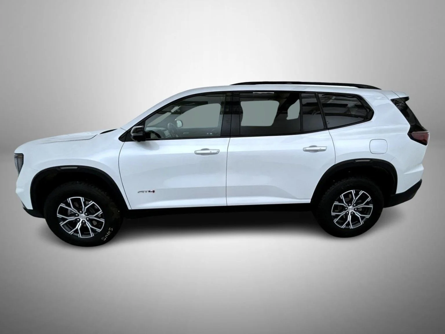 Used 2025 White GMC AT4 image 8