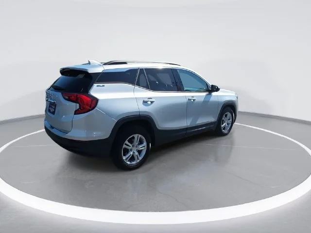 Used 2020 Silver GMC SLE image 8