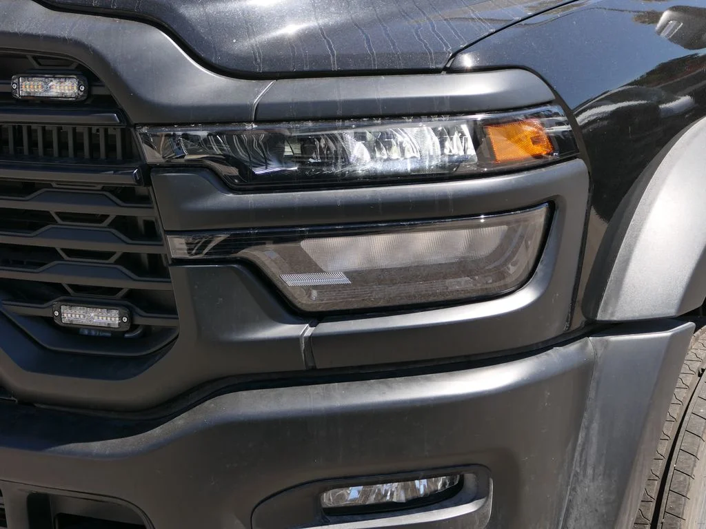 New 2025 Black RAM Tradesman image 9