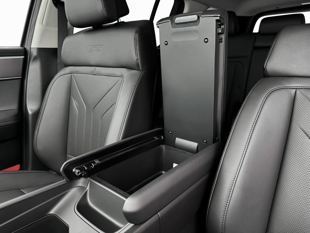 2025 Hyundai Santa Fe XRT - Photo 27