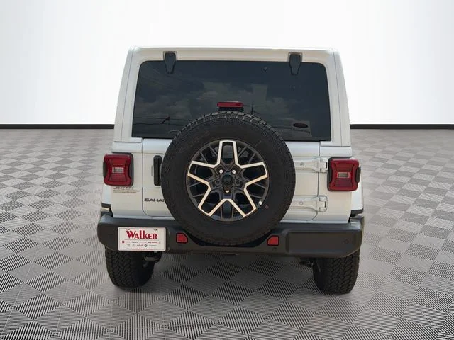 New 2026 Bright White Clear-Coat Exterior Paint Jeep Sahara image 6