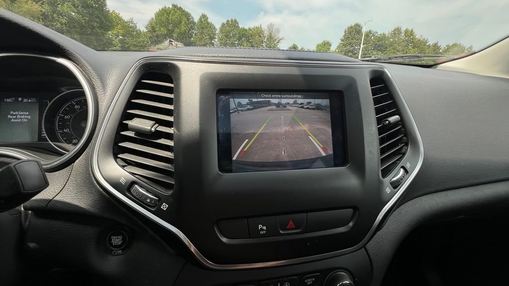 Used 2020 Blue Jeep Latitude Plus image 25