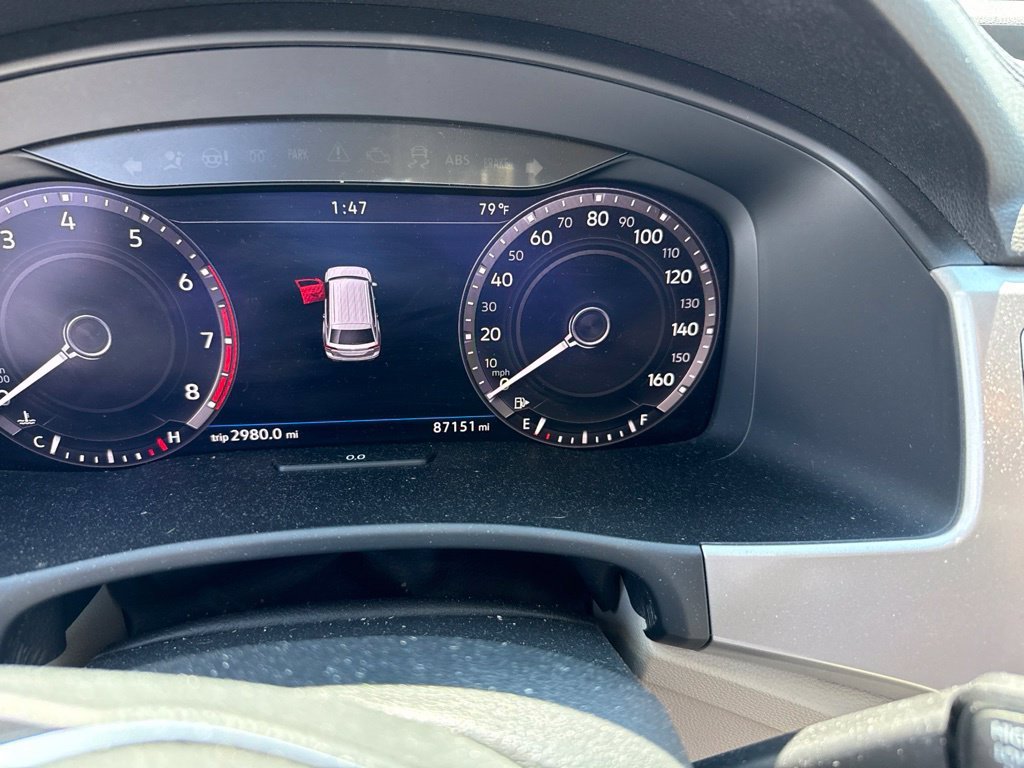 Used 2019 White Volkswagen SEL image 7