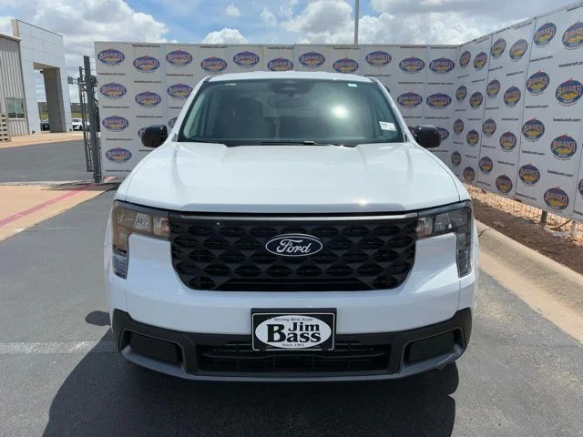New 2026 Oxford White Ford XLT image 3